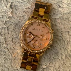 MARC JACOBS rose gold watch